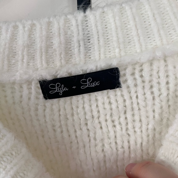 🎃NWOT Lyla & Luxe Baldwin sweater - Picture 5 of 6
